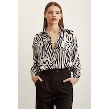 Never More Zebra Desen V Yaka Saten Gömlek Siyah Never More Zebra Desen V Yaka Saten Gömlek Siyah