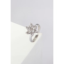 Beyaz Zirkon Taşlı Rodyumlu Ayarlanabilir Lotus Gümüş Bayan Yüzük -7901
