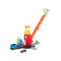 Hot Wheels City Oyuncak Araba Ve Pist Seti, Süper İtfaiye İstasyonu Oyun Seti Ve 1:64 Ölçekli İtfaiye Aracı, Jhl95