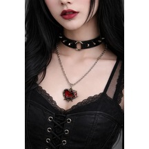 Gotik Kırmızı Kalp Dikenli Tel Figürlü Unisex Metal Kolye Çok renkli