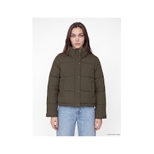 LC Waikiki Alıta Cıty Farkıyla Lcw Modest Kahverengi Dik Yaka Kadın Şişme Mont Kahverengi - 929817908 Kahverengi