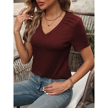 Leyla Sanat Sanata Yeni Bir Bakış Açısı Kadın Kollu V Yakalı Omuzlarda Çizgi Detaylı Viskon Bluz Bordo