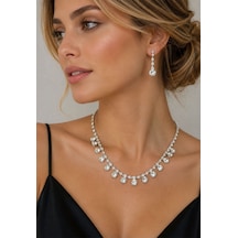 Kristal Taşlı Su Yolu Kolye Ve Sallantılı Küpe Seti Gümüş Renk Özel Gün Takı Seti Gümüş - 893648433 Gümüş