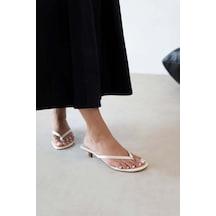 Wolk Shoes Ruiz Kadın Topuklu Parmak Arası Saten Sandalet Bej