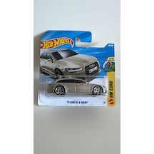 Hot Wheels 17 Audi Rs 6 Avant Gümüş