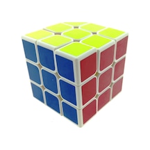 Beyaz Zemin Üzeri Renkli Zeka Küpü 3x3x3-6,8 Cm