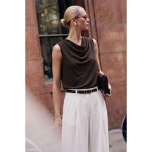 Sateen Desenli Degaje Yaka Bluz - Koyu Kahve-137924