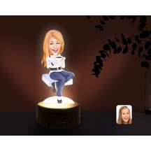 Kişiye Özel Kadın Karikatürlü Dekoratif 3D Biblo Led Işıklı Gece (481496645)