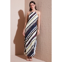 Lela Batik Desenli Relaxed Fit Halter Yaka Yırtmaçlı Uzun Bayan Elbise 67810556 Kahve-Sarı Lela Batik Desenli Relaxed Fit Halter Yaka Yırtmaçlı Uzun Bayan Elbise 67810556 Kahve-Sarı