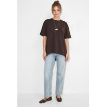 Shade Kadın Garnili Asimetrik Kesim Oversize Basic T-shirt 1069 60286252 - Acı Kahve Acı Kahverengi