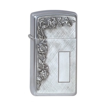 Zippo 1600 Roses With Panel Emblem Çakmak Zippo 1600 Roses With Panel Emblem Çakmak