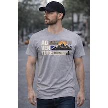 Herkesemoda Adventure Baskı Detaylı Basic T-shırt Gri
