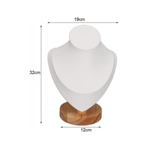 Masif Ahşap Büyük Boy Portre Kolye Ekran Standı Kalp Şeklinde Kolye Sayacı Ekran Standı Siyah Çok Renkli