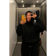 SIYAH