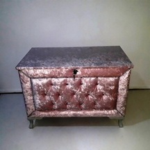 Çeyiz Sandık Kapitone Büyük Tekli Model Pembe Kadife Kumaş