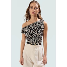 Ersefa Fitted Kalıp 100 Polyester Bluz Asimetrik Yaka Kısa Kol Yazlık Öz Çok Renkli