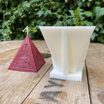 Piramit Mum Kalıbı 6x6x7 cm Küçük ( Silikon )