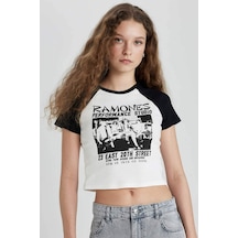 Defacto Ramones Fitted Bisiklet Yaka Fitilli Kaşkorse Kısa Kollu Tişört C4439AX24SMWT32 Beyaz