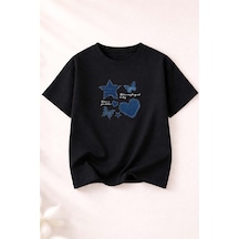 Herkesemoda Kalp Kelebek Baskı Detaylı Basic T-shirt Siyah