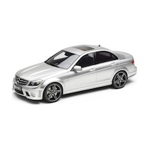 Gt Spirit Gt462 1/18 Mercedes-benz C 63 Amg Sedan