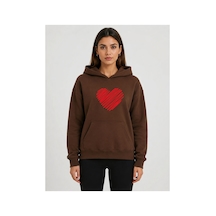 Herkesemoda Kırmızı Kalp Baskılı Kapüşonlu 2 İplik Şardonlu Sweatshirt Kahverengi