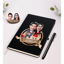 Kişiye Özel Yılın En Mükemmel Çifti Karikatürlü Siyah Defter ve K N11.1294 Siyah