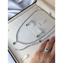 Kadın Gümüş Set - Almila Amore Zümrüt Taşlı Su Yolu Set • Işıklı Kutuda • Düğün • Nişan • Gelin Seti