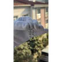 Kadın Gümüş Renk Kalpli Zirkon Taşlı Sallantılı Şık Tasarım Küpe Gümüş