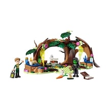 Wicked Elphaba Nın Sığınağı 75687-7 Yaş Ve Üzeri Kız Ve Erkek Çocuklar İçin İnşa Edilebilen Sığınak, 2 Mini Bebek Ve 2 Orman Hayvanı Figürü İçeren Yaratıcı Oyuncak Yapım Seti 228 Parça