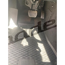 2019-2020 Mercedes B Serisi 3d Kauçuk Kokusuz Havuzlu Pas