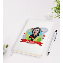 Bk Gift Kişiye Özel Öğretmen Karikatürlü Beyaz Defter Kalem Seti - 7