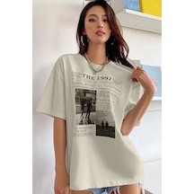 Uyguntarz Kadın Bej The 1997 Baskılı Oversize T-shirt Bej-280048