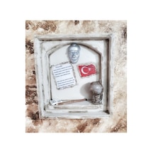 El Yapımı Ulu Önder Atatürk, Istiklal Marşı Ve Türk Bayrağı Üçlüsünden Oluşan Pano.
