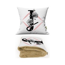 J Harfi Baskılı Kişiye Özel Dekoratif Yastık + Opsiyonel Battaniye