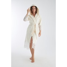 Dantelli Uzun Kapüşonlu Triga Bambu Cotton Bayan Bornoz Krem Dantelli Uzun Kapüşonlu Triga Bambu Cotton Bayan Bornoz Krem