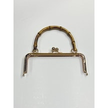 Karantuhafiye Çanta Ve Cüzdan Klipsi Bambu Saplı Kare Model 20 Cm Gold Gold Çok Renkli Karantuhafiye Çanta Ve Cüzdan Klipsi Bambu Saplı Kare Model 20 Cm Gold Gold Çok Renkli