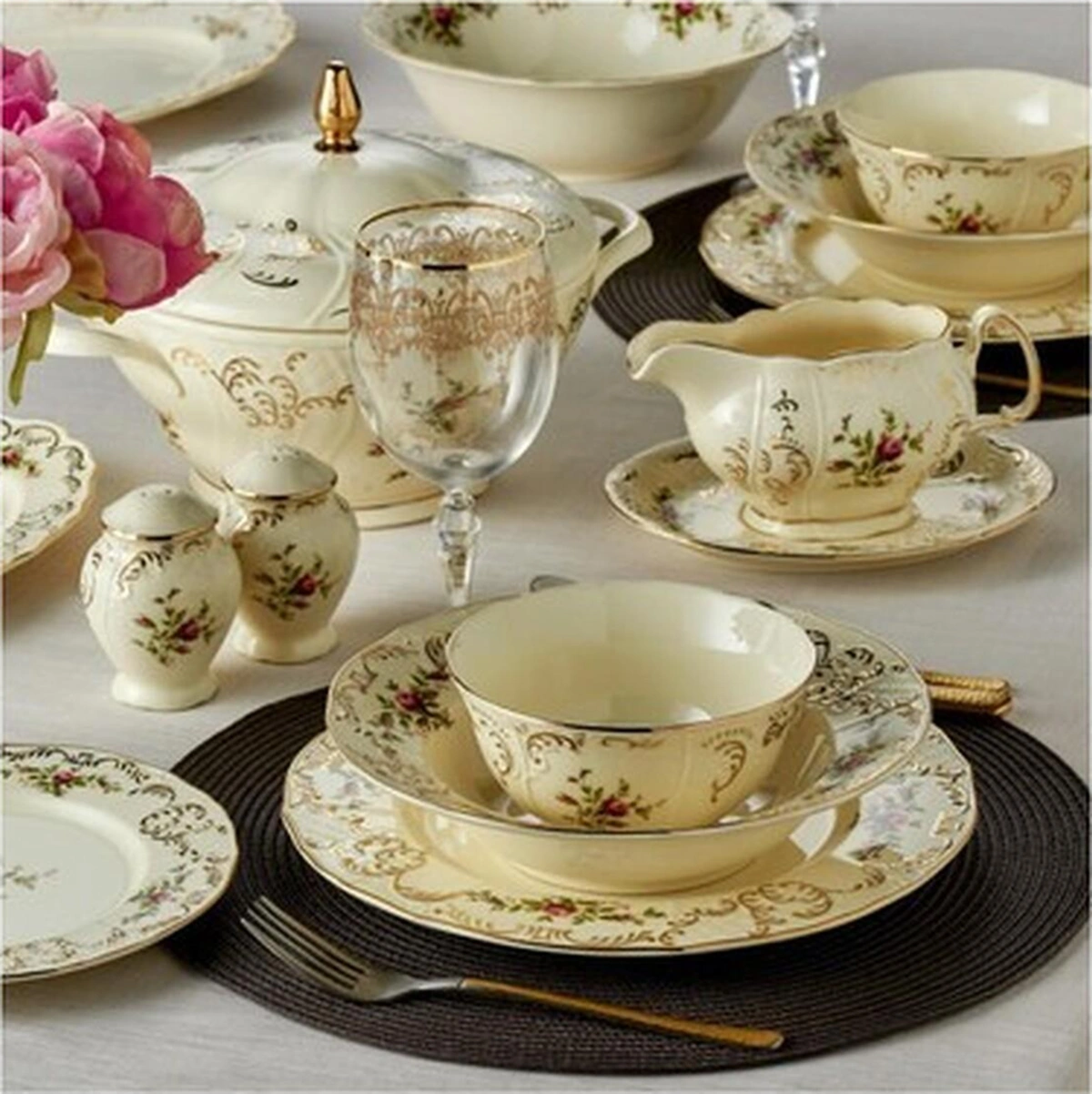 Roy Kıng 62 Prç Yemek Takımı Krem Süt Beyazı