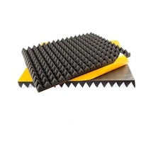 Ses Yalıtımı Akustik Piramit Süngeri Kendinden Yapışkanlı 40mm 50x50 90 Adet