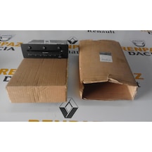 Megane 2/Scenic 2 Cd Changer 6 Cd 8200505120 - 8200309424