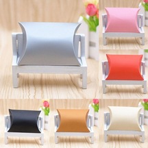 Siyah 50 Adet/grup Mevcut Kese Kraft Hediye Çantası Noel Yastık Şekli Kağıt Şeker Kutuları