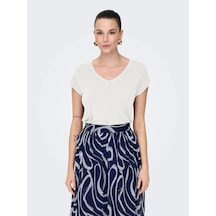 Only Onlrilla S/s V-neck Top Kadın T-shirt 15315776 Ekru