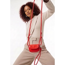 Kırmızı