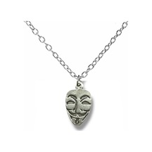 V For Vendetta Maskesi Figürlü Unisex Kolye Özgürlüğün Ve Direnişin Sembolü Çok renkli