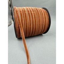Paşateks- 1 Cm Düz Kadife-5 Metre Maun