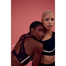 Siyah
