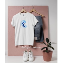 Oversize Blue Surfer İllustration With Wave Tasarımlı Unisex T-shirt Beyaz