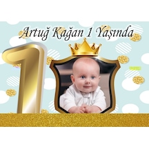 1 Yaş Altın Kral Konsept Afiş