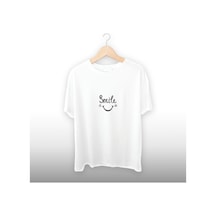 Smilee Detaylı Unisex Tişört Beyaz