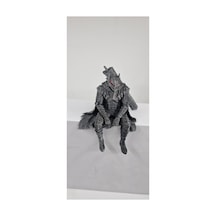 Guts Berserk Oturan Figür 15 Cm