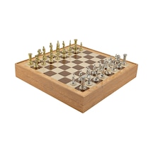 Gifthome Orta Boy Metal İngiliz Satranç Takımı Parlak Ve Rustik Desenli Sandıklı Mdf Tahtası 36x36x6 Cm.